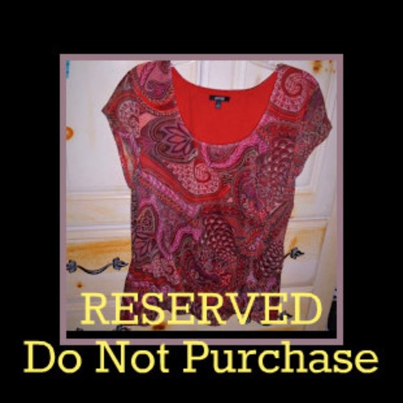 Casual Cranberry colored Shell Top - Picture 1 of 9
